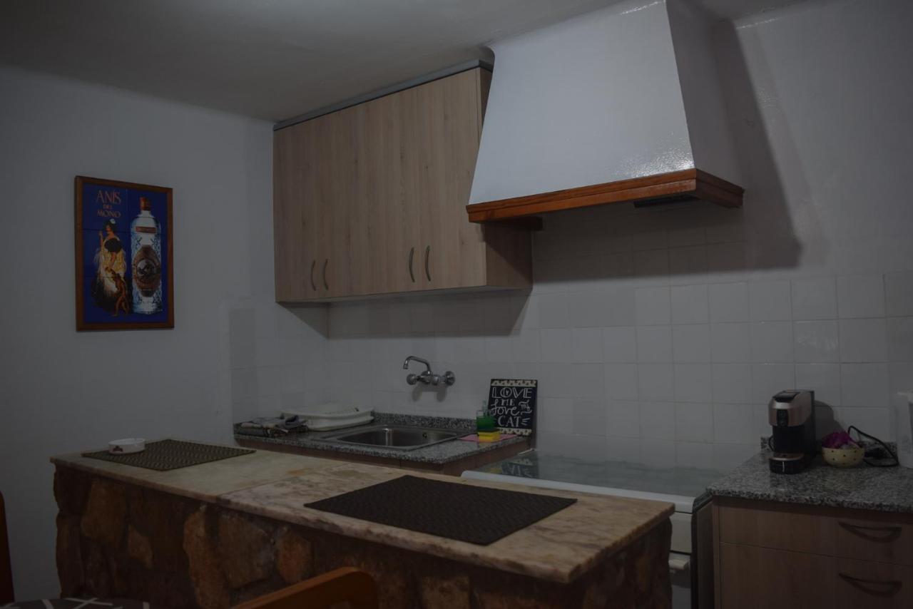 La Casa De Las Burbujas Azules Caspe Luaran gambar